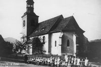 Kirche au&szlig;en 1